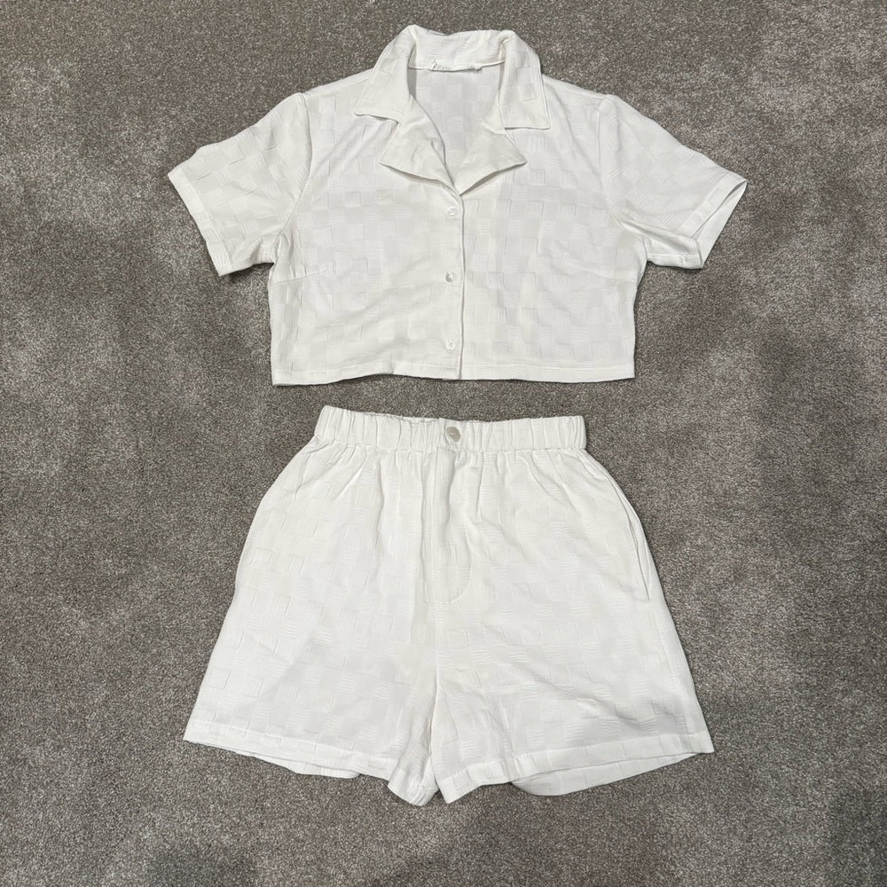 NWOT Elodie Checkered Crop Top Shorts Set